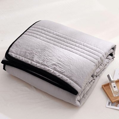 CloudComfort™ Soft Cooling Blanket